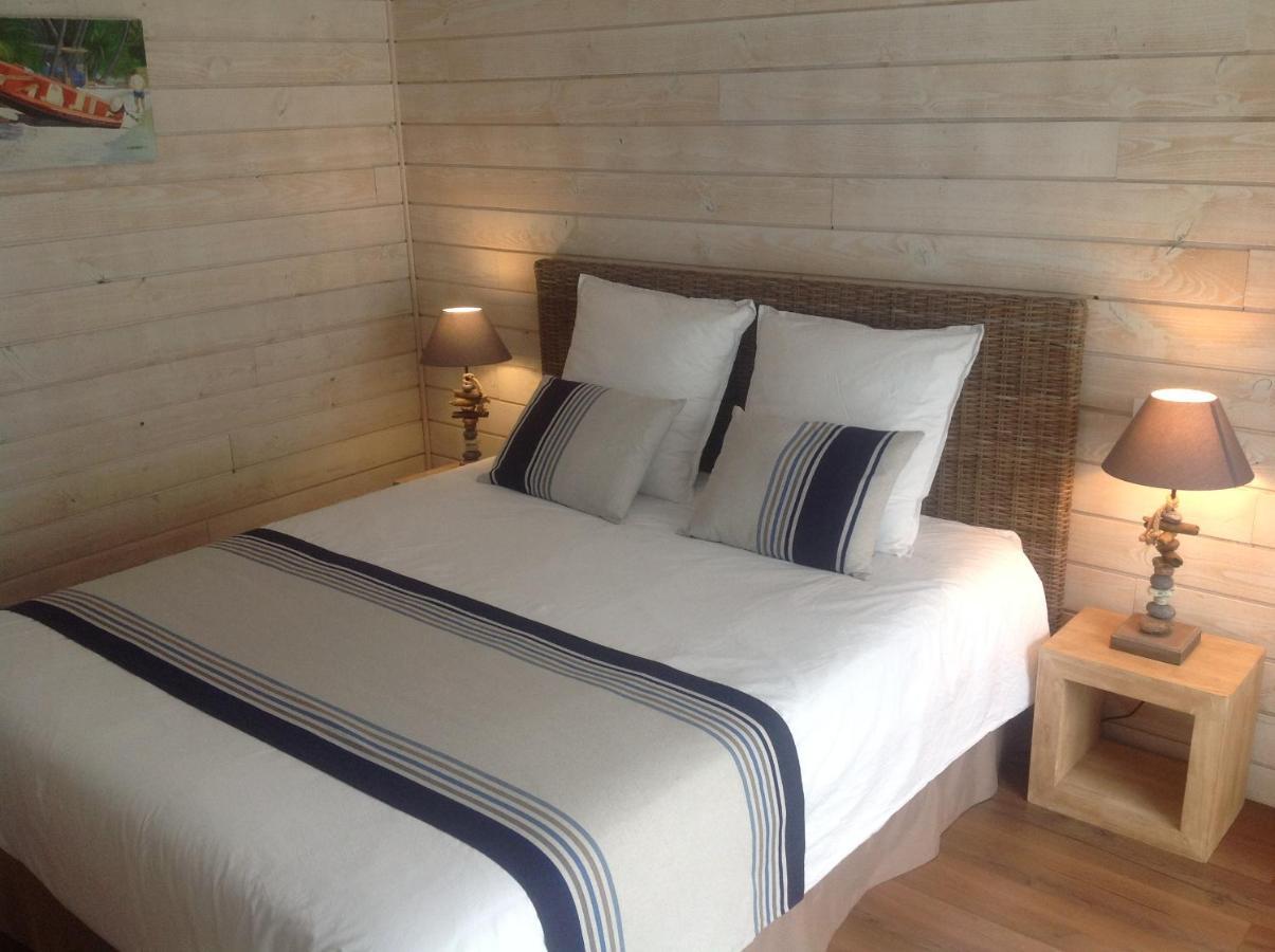 Les Rives Du Bassin Bed & Breakfast *